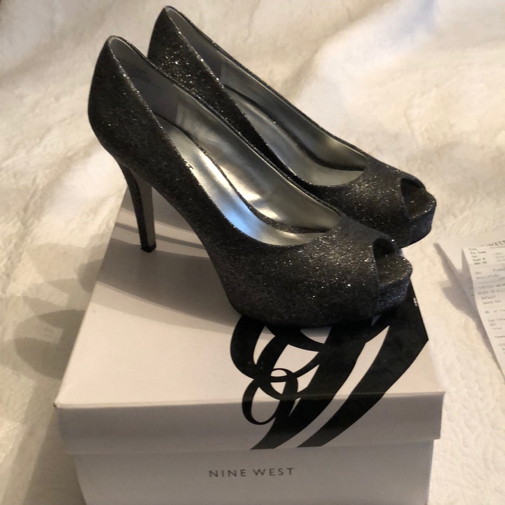 Nine West glitter pumps size6.5